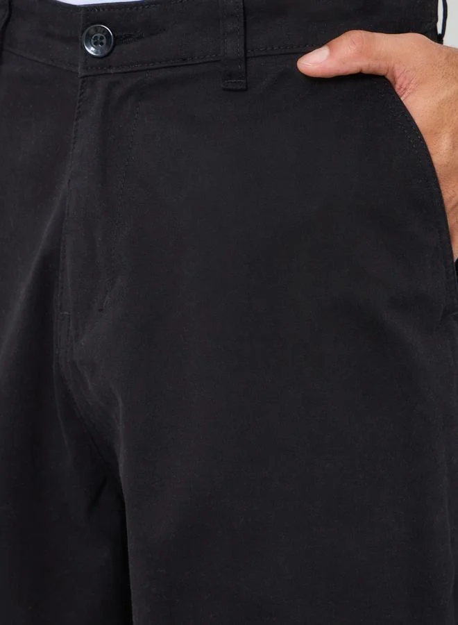 Styli Men Black Relaxed Fit Chino Pants
